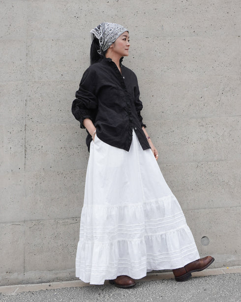 Tuck Tiered Skirt / White・Black