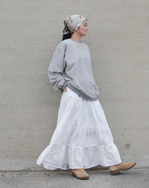 Tuck Tiered Skirt / White・Black