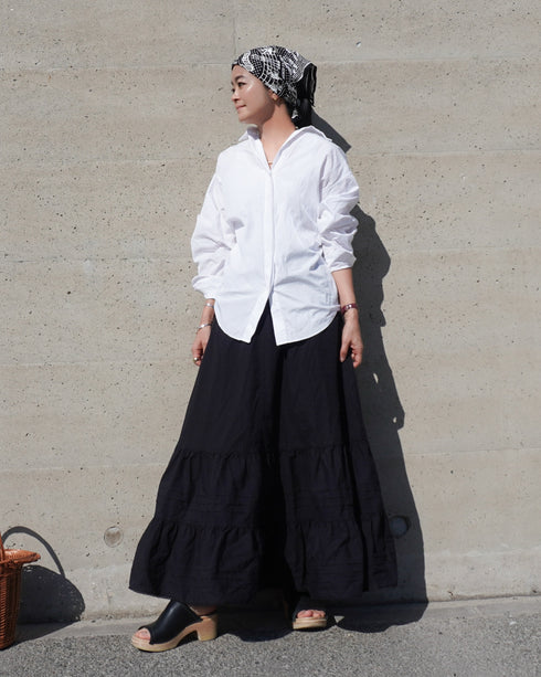 Tuck Tiered Skirt / White・Black