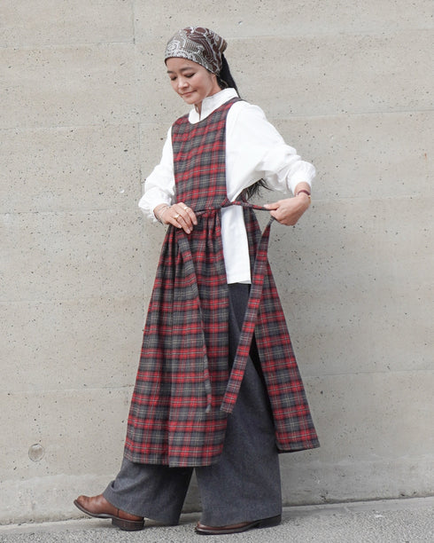 Nel Check Apron Dress / Black Watch・Red Check