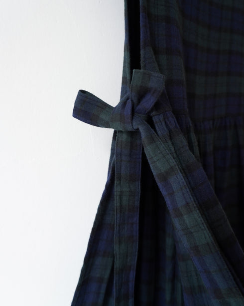 Nel Check Apron Dress / Black Watch・Red Check