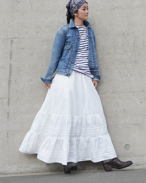 Tuck Tiered Skirt / White・Black