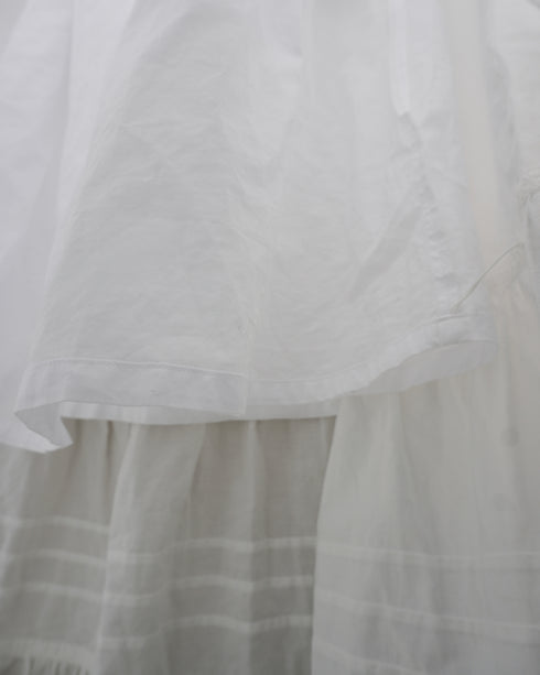 Tuck Tiered Skirt / White・Black