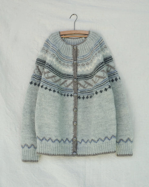 Nordic Knit Cardigan / Gray